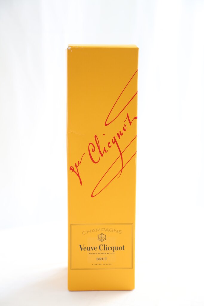 Veuve Clicquot Yellow Label Brut 750ml